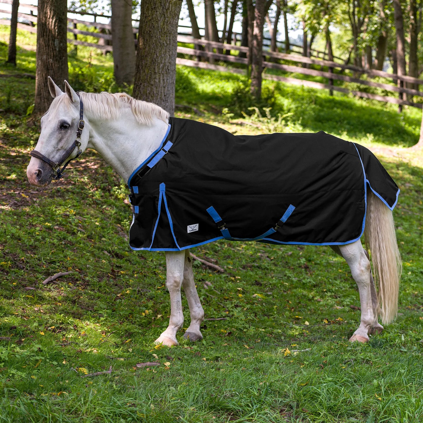 K&S Classics Comfy Neck Turnout Blanket